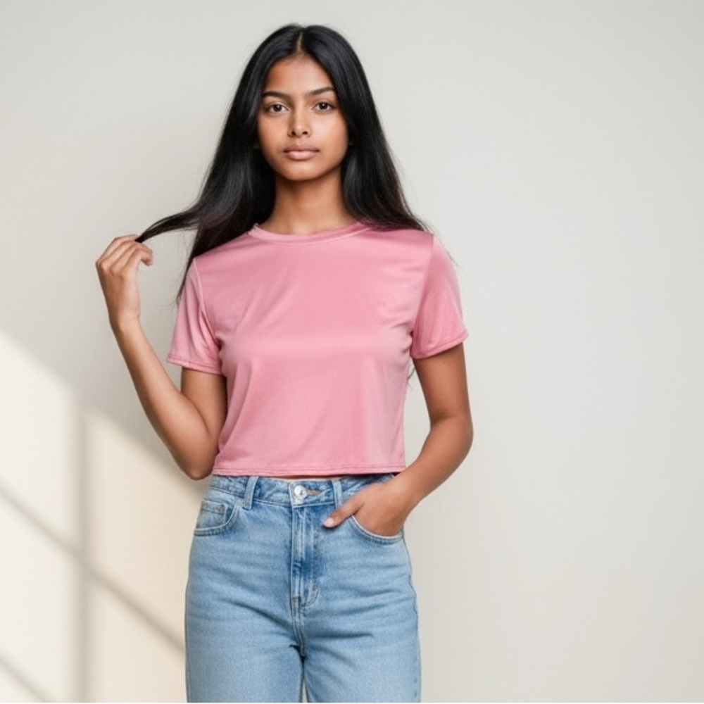 5 for $25✨ Chic Pink Girls Crop Top